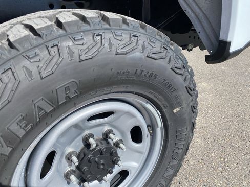 New 2026 Ford F250 4x4 Crew Cab Super Duty image 3