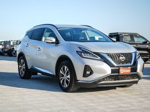 Used 2023 Nissan Murano SV AWD/4WD image 3