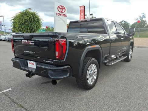 Used 2023 GMC Sierra 2500 Denali AWD/4WD image 4