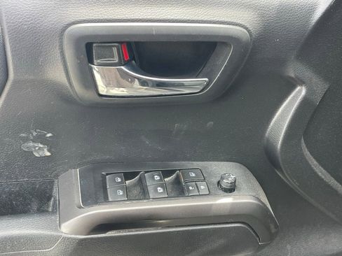 Used 2023 Toyota Tacoma TRD Off-Road AWD/4WD image 6