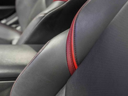 Used 2023 Toyota Prius Prime FWD image 19