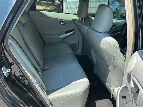 Used 2014 Toyota Prius Four w/ Solar Roof Package FWD image 21