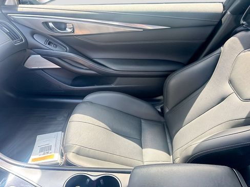 Used 2022 INFINITI Q60 3.0t Luxe w/ Essential Package RWD image 26