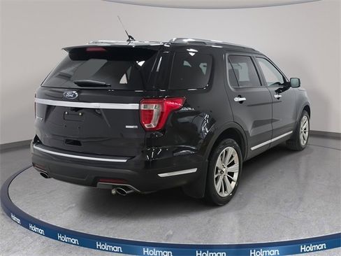 Used 2019 Ford Explorer Limited image 7
