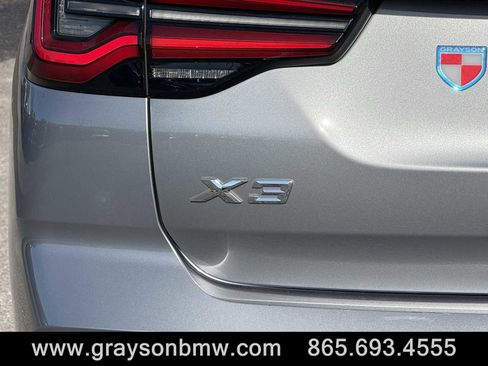 Used 2024 BMW X3 xDrive30i image 32