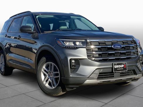 New 2026 Ford Explorer Active w/ Active Comfort Package image 2