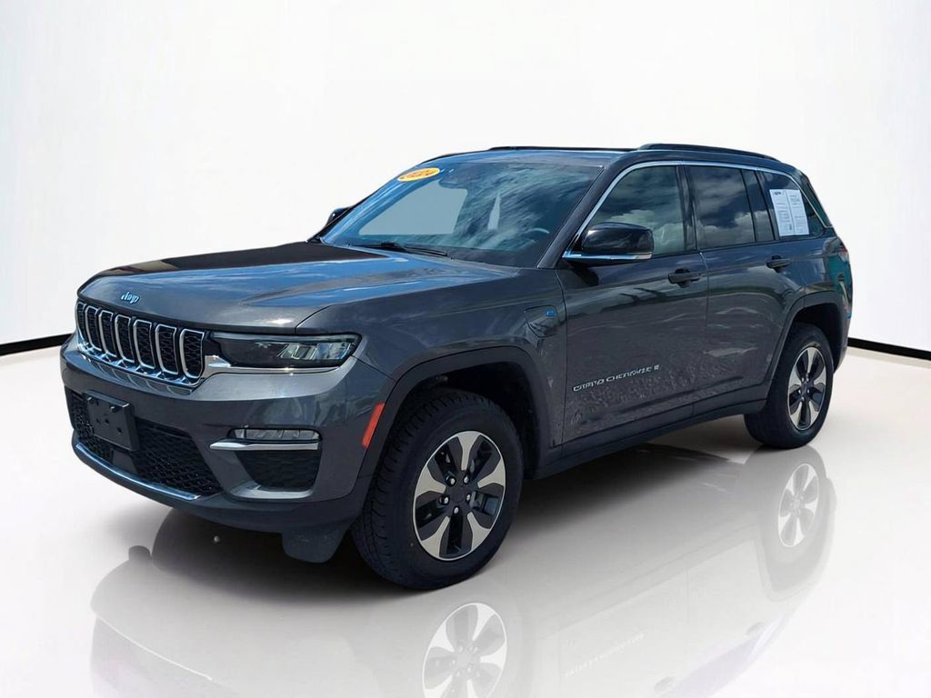 Used 2024 Jeep Grand Cherokee Limited 4xe AWD/4WD image 9