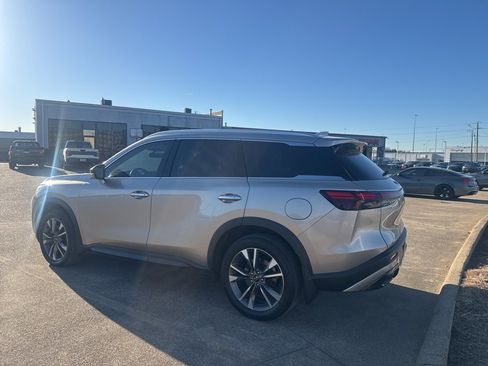 Used 2024 INFINITI QX60 Luxe image 12