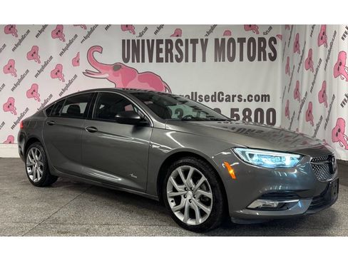 Used 2019 Buick Regal Avenir w/ Driver Confidence Package II image 2