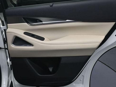 Used 2023 INFINITI QX60 Luxe w/ Vision Package image 36