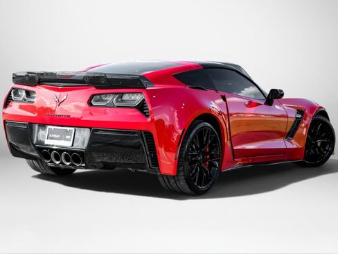 Used 2016 Chevrolet Corvette Z06 w/ 3LZ Preferred Equipment Group RWD image 5