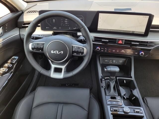 New 2025 Kia K5 EX FWD image 13