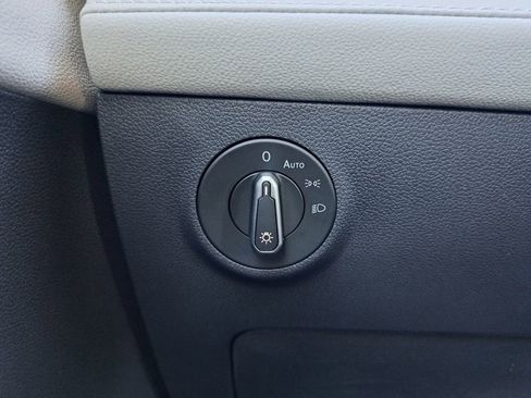 New 2026 Volkswagen Taos S image 15