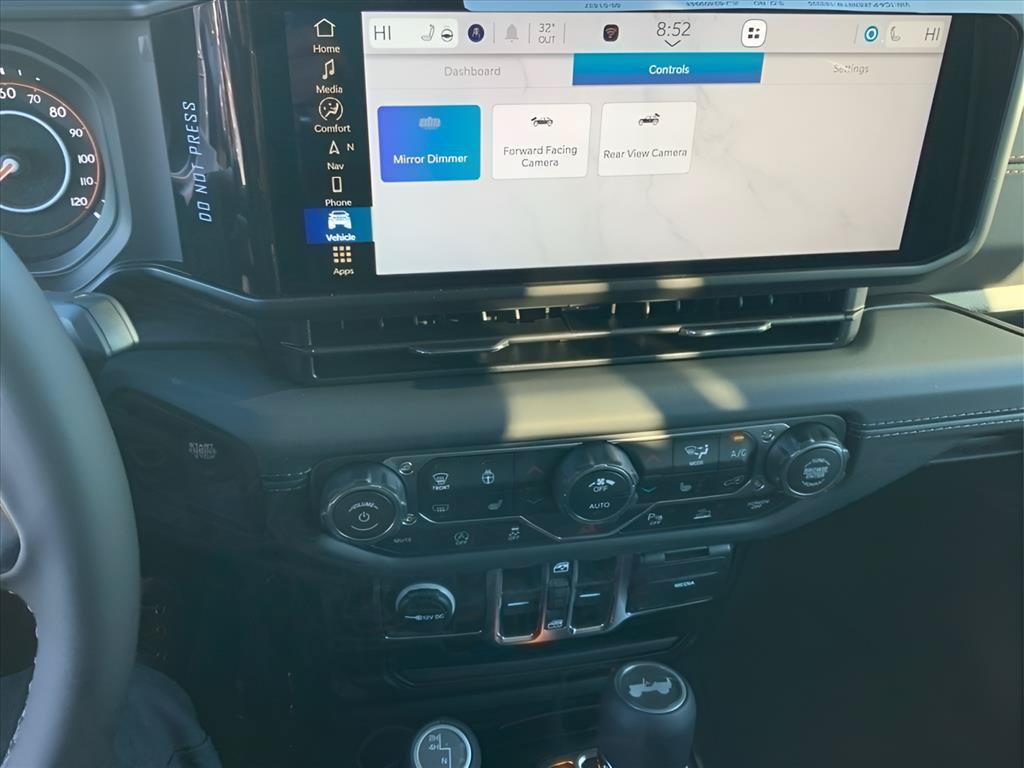 New 2026 Jeep Wrangler Unlimited Sahara AWD/4WD image 13