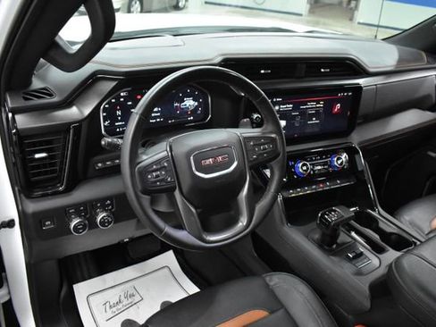 Used 2024 GMC Sierra 1500 AT4 w/ Technology Package image 29