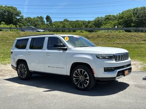 Certified 2023 Jeep Grand Wagoneer Series III AWD/4WD image 2
