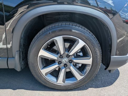 Used 2025 Honda Pilot Elite image 17
