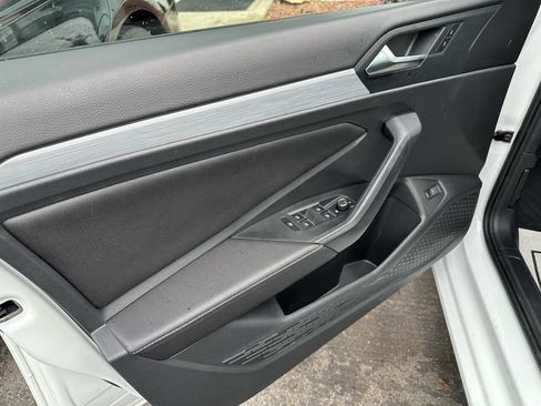 Used 2025 Volkswagen Jetta S FWD image 6