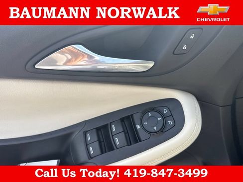 Used 2023 Buick Encore GX Preferred w/ Cold Weather Comfort Package FWD image 14