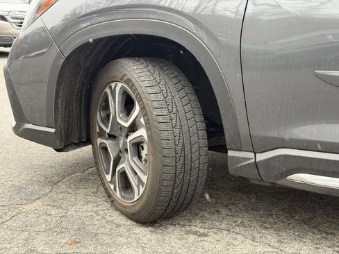 Used 2024 Subaru Ascent Touring image 7