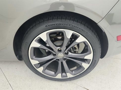 Used 2019 Buick Cascada Premium image 27