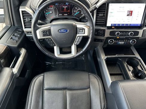 Used 2022 Ford F250 Lariat w/ Lariat Ultimate Package image 16