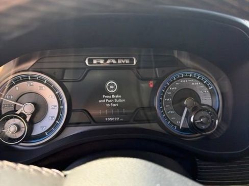Used 2021 RAM 1500 Limited w/ Body Color Bumper Group AWD/4WD image 7