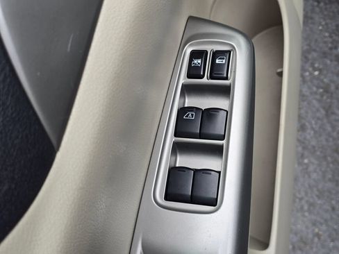 Used 2010 Subaru Impreza Outback Sport AWD/4WD image 12