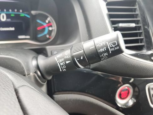 Used 2021 Honda Pilot Touring image 31