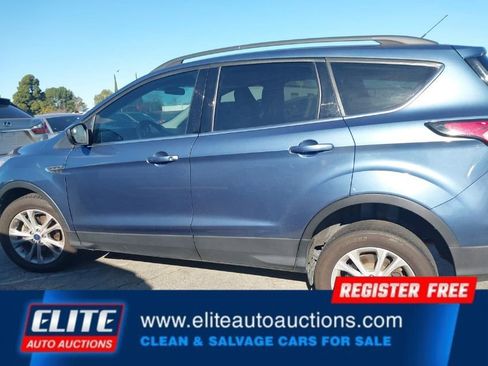 Used 2018 Ford Escape SE image 28