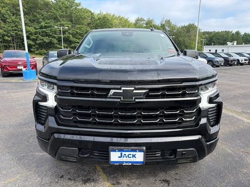 Used 2024 Chevrolet Silverado 1500 RST w/ Z71 Off-Road Package AWD/4WD image 2