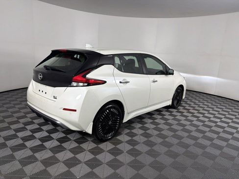 Used 2024 Nissan Leaf SV Plus FWD image 17