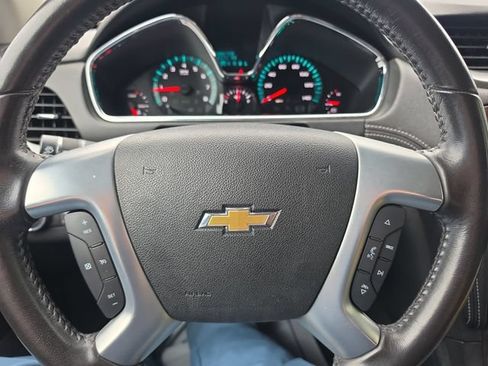 Used 2016 Chevrolet Traverse LT AWD/4WD image 13