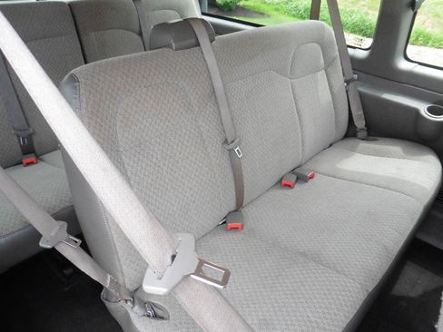 Used 2020 Chevrolet Express 3500 LT w/ LT Preferred Equipment Group RWD image 14