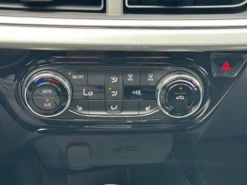 New 2026 Chevrolet Trax LT w/ Driver Confidence Package FWD image 21
