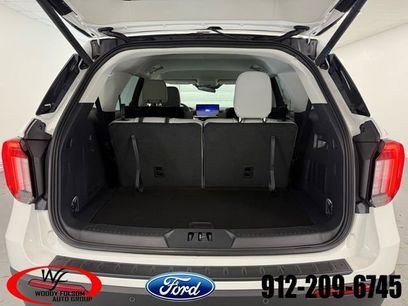 New 2026 Ford Expedition Platinum