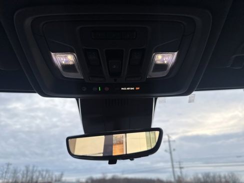 Used 2025 GMC Sierra 1500 Denali Ultimate image 26