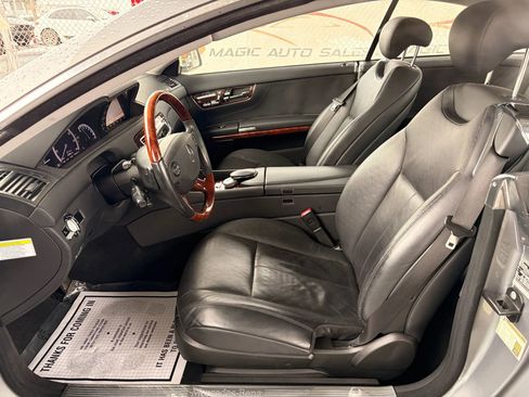 Used 2010 Mercedes-Benz CL 550 4MATIC image 54