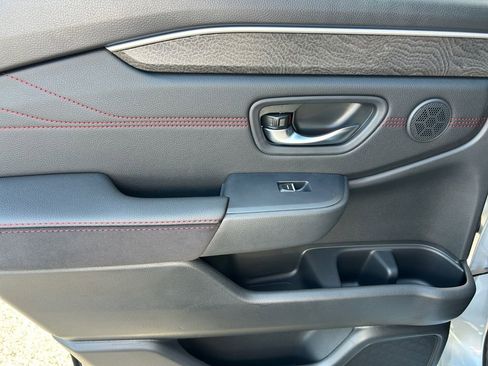 New 2026 Honda Pilot Black Edition image 19
