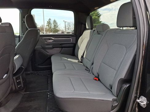 Used 2023 RAM 1500 Big Horn AWD/4WD image 14