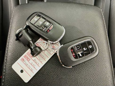 Used 2024 Honda Civic EX-L image 21