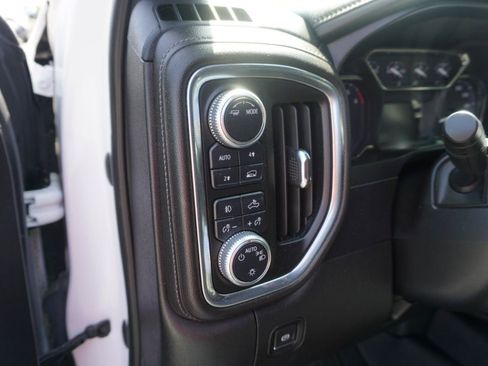 Used 2020 GMC Sierra 1500 Elevation w/ Elevation Value Package AWD/4WD image 13