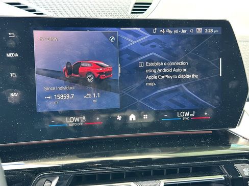 Certified 2025 BMW X2 xDrive28i image 15