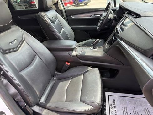 Used 2018 Cadillac XT5 Luxury w/ Driver Awareness Package AWD/4WD image 20