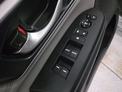 Used 2019 Honda CR-V EX-L image 13