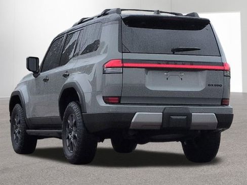 Used 2024 Lexus GX 550 AWD/4WD image 7