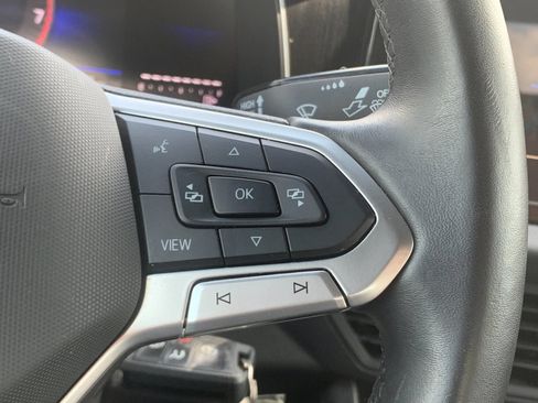 Used 2025 Volkswagen Jetta Sport FWD image 29