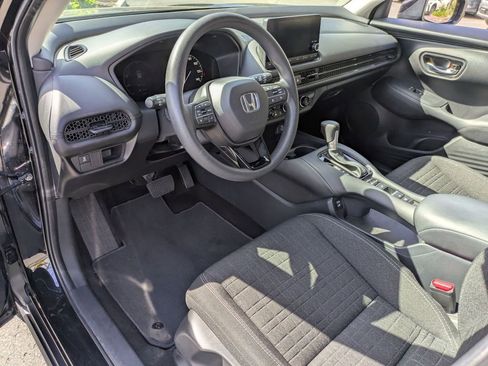 Used 2025 Honda HR-V LX image 17