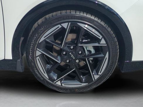 New 2026 Kia K4 GT-Line image 11