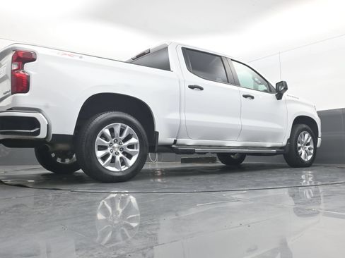 Used 2024 Chevrolet Silverado 1500 Custom AWD/4WD image 25